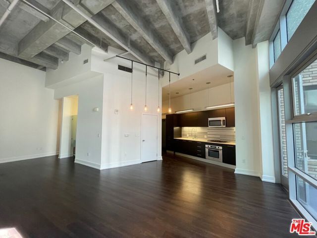 727 W 7th Street 1115, Los Angeles, CA 90017
