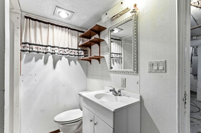 251 Stevens Street W, Saint Paul, MN 55107