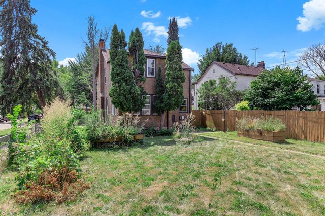 251 Stevens Street W, Saint Paul, MN 55107