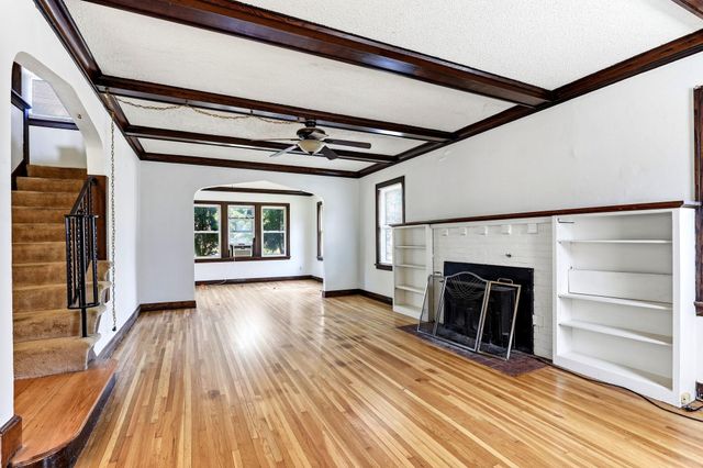 251 Stevens Street W, Saint Paul, MN 55107