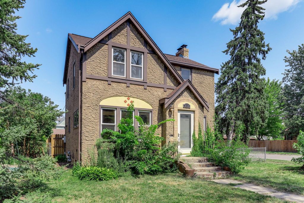 251 Stevens Street W, Saint Paul, MN 55107