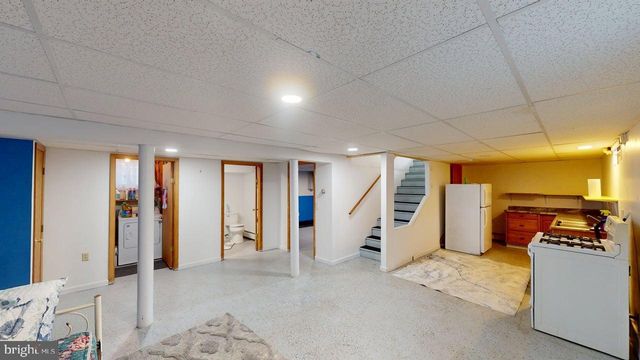 715 SAINT MARYS AVE, Cumberland, MD 21502