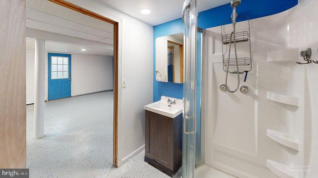715 SAINT MARYS AVE, Cumberland, MD 21502