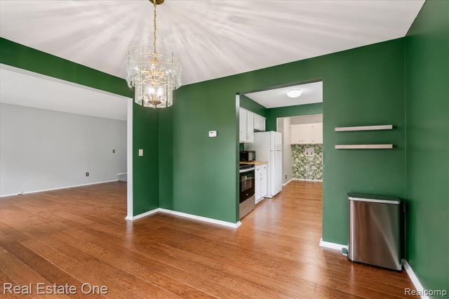 1918 Allenway Court 110, Rochester, MI 48309
