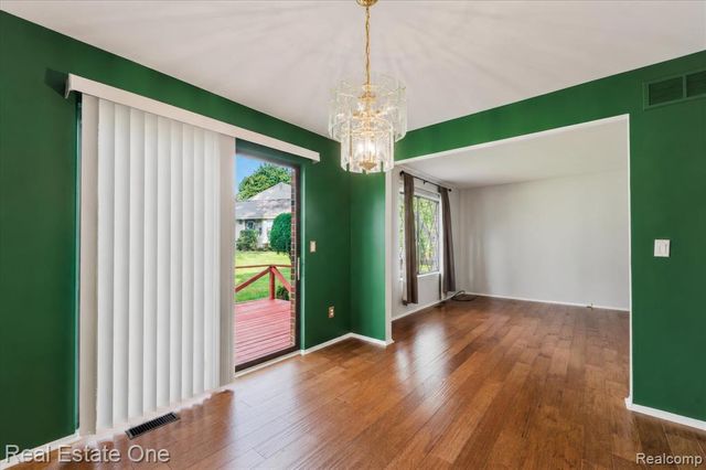 1918 Allenway Court 110, Rochester, MI 48309