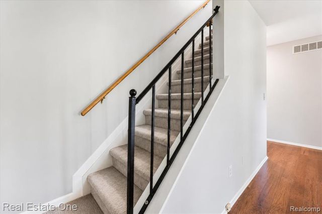 1918 Allenway Court 110, Rochester, MI 48309