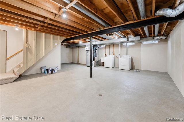1918 Allenway Court 110, Rochester, MI 48309