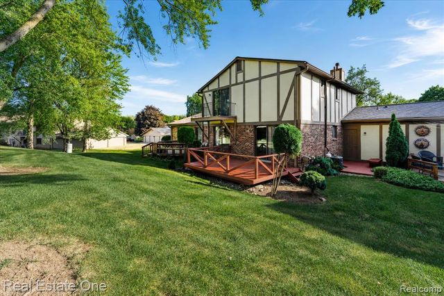 1918 Allenway Court 110, Rochester, MI 48309