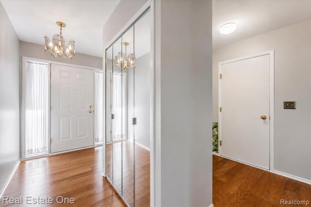 1918 Allenway Court 110, Rochester, MI 48309