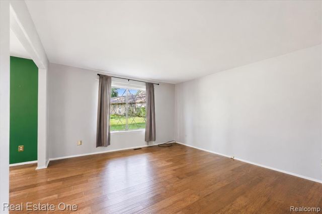1918 Allenway Court 110, Rochester, MI 48309