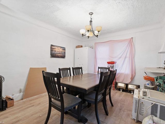 2311 Glendale Street, Detroit, MI 48238