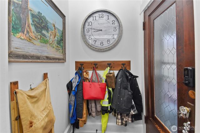 234 S Ferry Avenue, Monroe, WA 98272