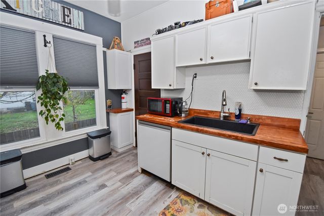 234 S Ferry Avenue, Monroe, WA 98272