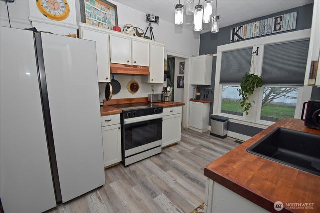 234 S Ferry Avenue, Monroe, WA 98272