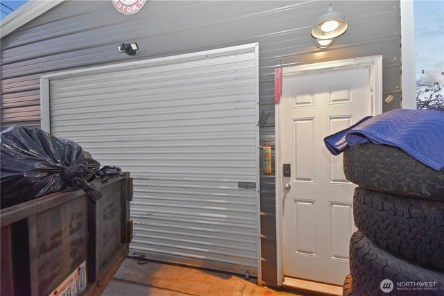 234 S Ferry Avenue, Monroe, WA 98272