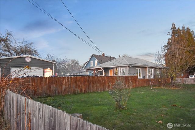 234 S Ferry Avenue, Monroe, WA 98272