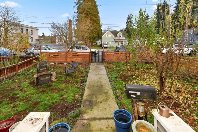 234 S Ferry Avenue, Monroe, WA 98272