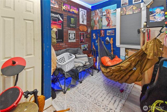 234 S Ferry Avenue, Monroe, WA 98272