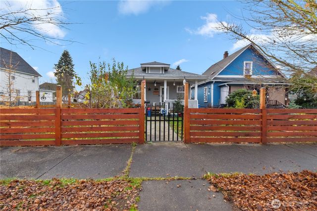 234 S Ferry Avenue, Monroe, WA 98272