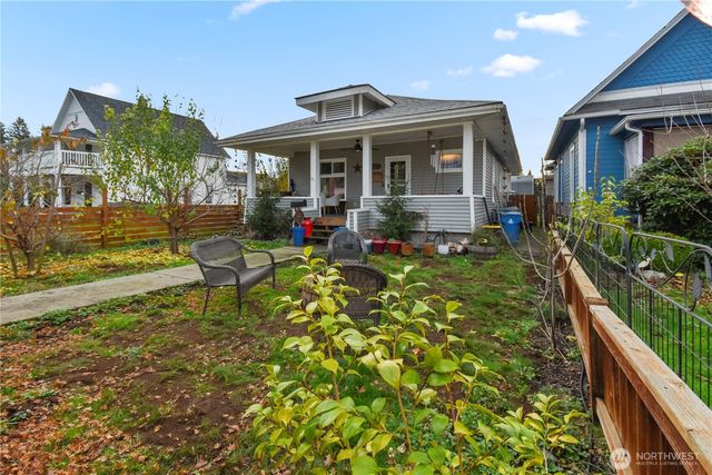 234 S Ferry Avenue, Monroe, WA 98272