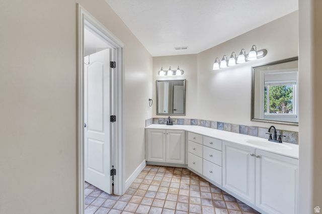 1190 E WINTERGREEN CT, Alpine, UT 84004