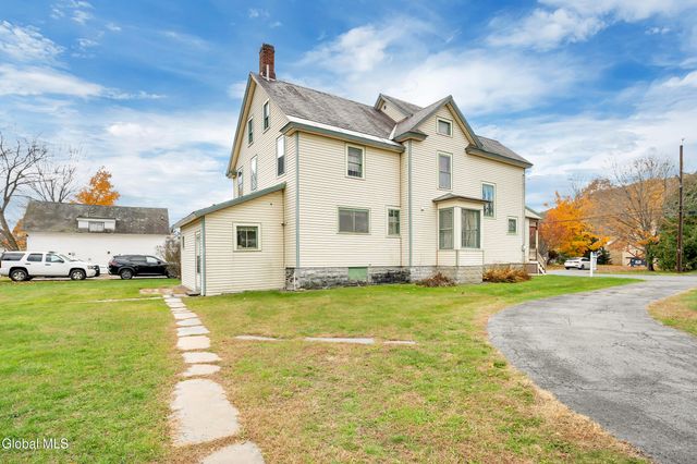 3 Columbus Street, Granville, NY 12832