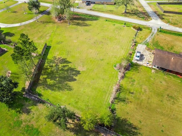 218 Bayou Bend Dr, Houma, LA 70364