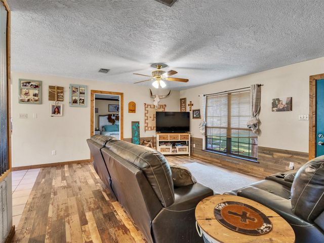 57 County Road 2296, Cleveland, TX 77327