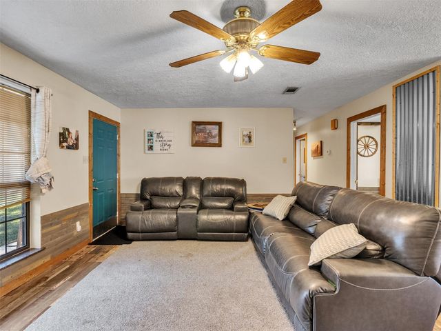 57 County Road 2296, Cleveland, TX 77327