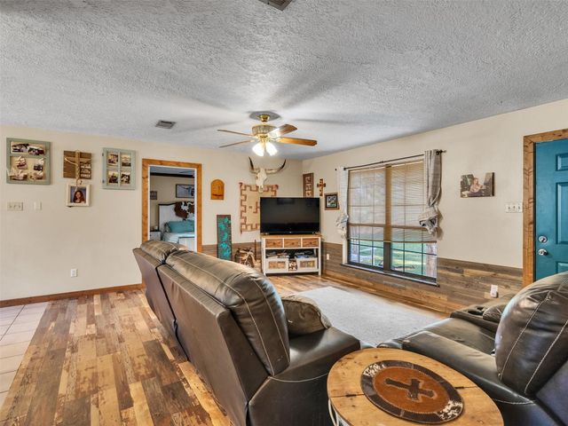 57 County Road 2296, Cleveland, TX 77327