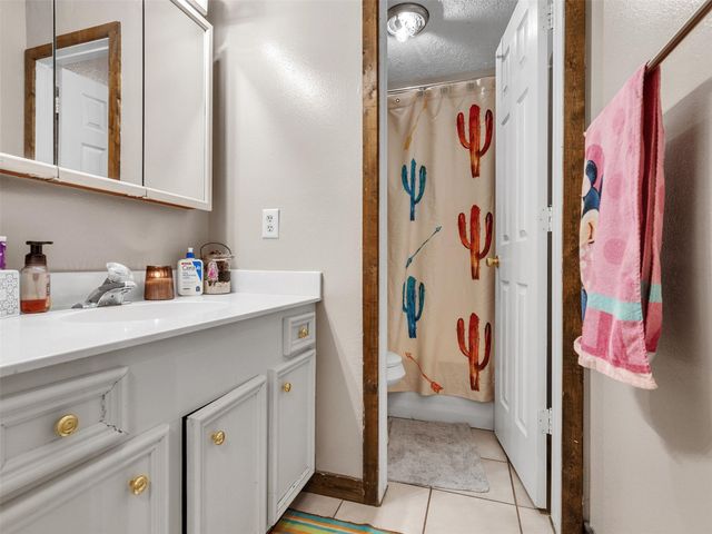 57 County Road 2296, Cleveland, TX 77327