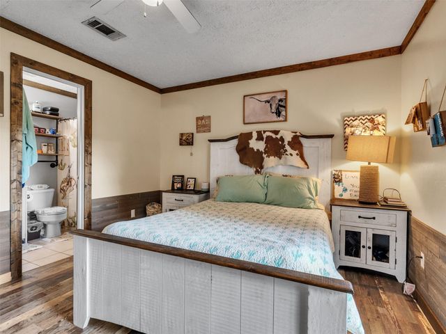 57 County Road 2296, Cleveland, TX 77327