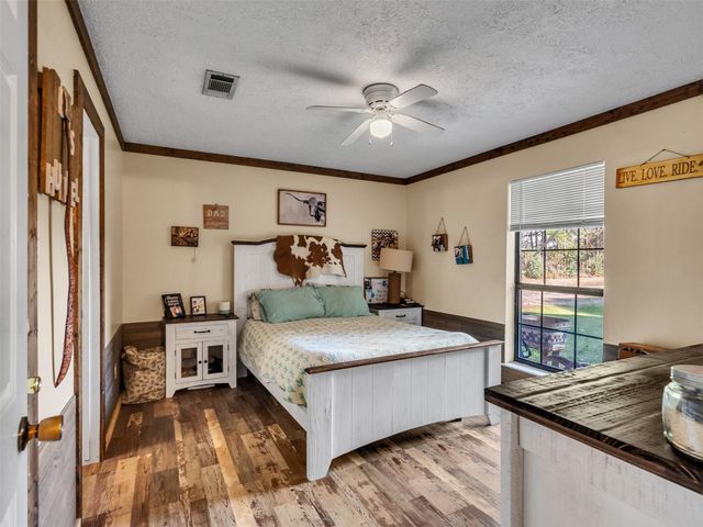 57 County Road 2296, Cleveland, TX 77327