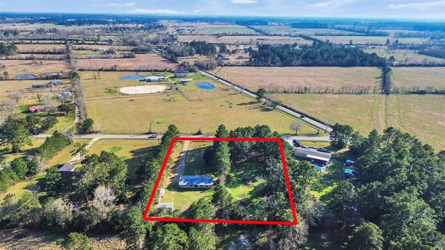 57 County Road 2296, Cleveland, TX 77327
