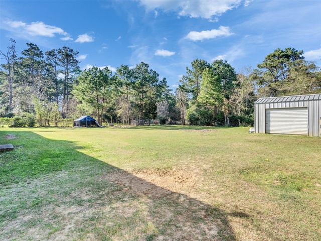 57 County Road 2296, Cleveland, TX 77327