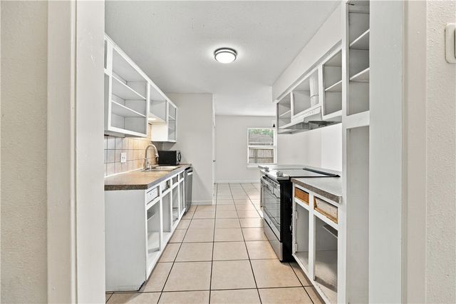 7426 Spitfire Drive, Corpus Christi, TX 78412
