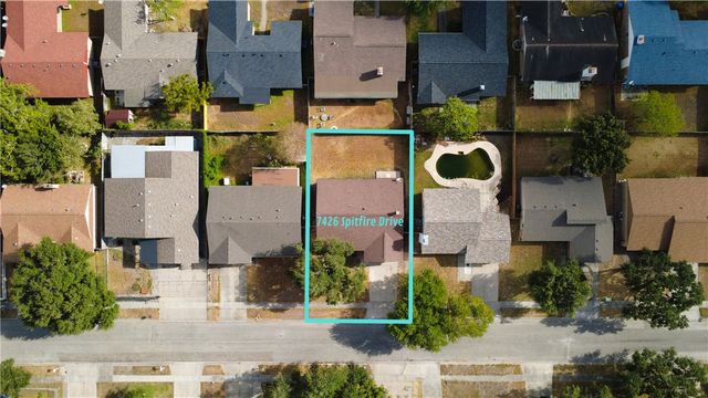7426 Spitfire Drive, Corpus Christi, TX 78412