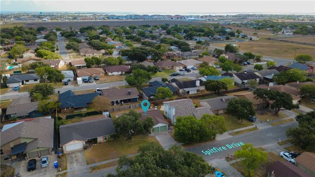 7426 Spitfire Drive, Corpus Christi, TX 78412