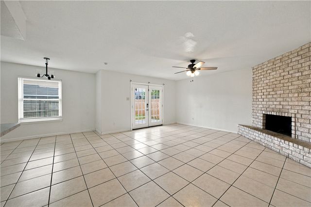 7426 Spitfire Drive, Corpus Christi, TX 78412