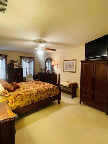 1452 Hillside Drive, Grayson, GA 30017