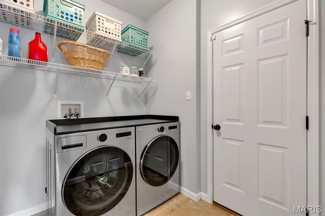 157 Brighton Park Drive, St Charles, MO 63303