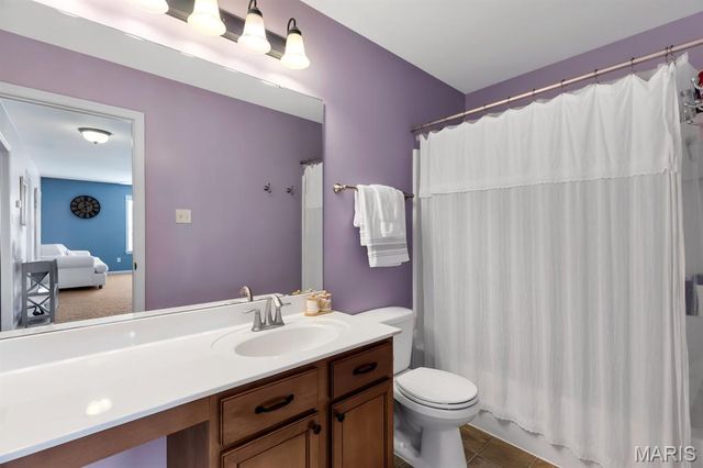 157 Brighton Park Drive, St Charles, MO 63303