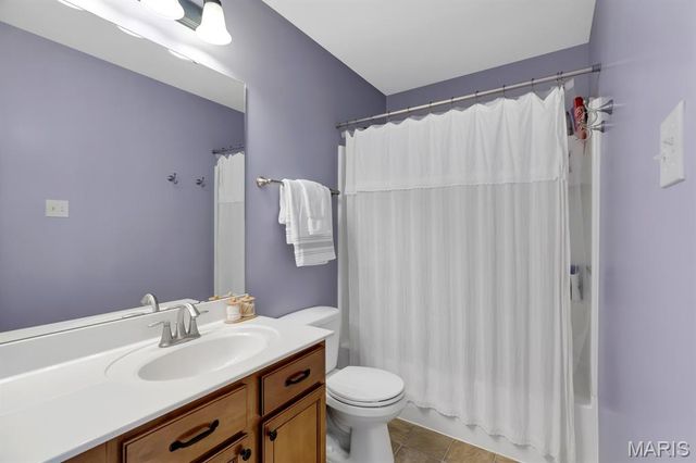 157 Brighton Park Drive, St Charles, MO 63303