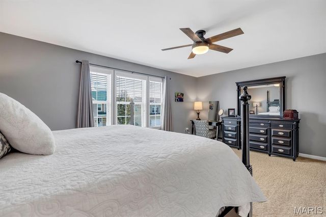 157 Brighton Park Drive, St Charles, MO 63303