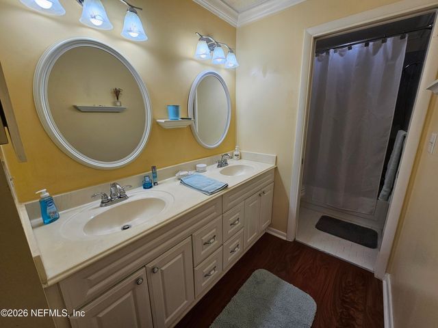 1307 RIVER HILLS Circle E 14, Jacksonville, FL 32211