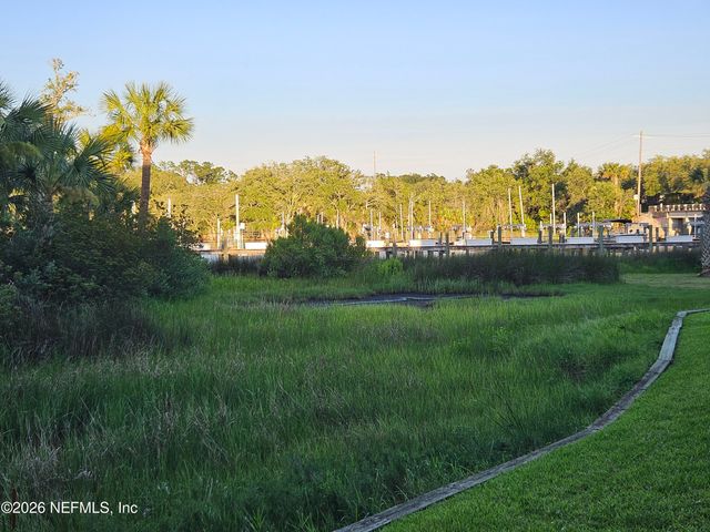 1307 RIVER HILLS Circle E 14, Jacksonville, FL 32211