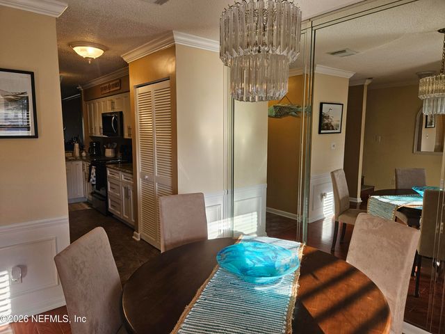 1307 RIVER HILLS Circle E 14, Jacksonville, FL 32211