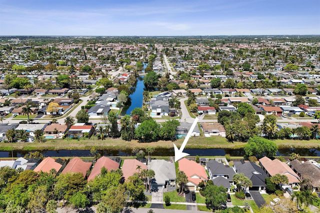 9355 NW 18th Drive, Plantation, FL 33322
