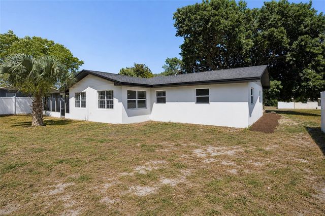 1110 MAYFLOWER AVENUE, Deltona, FL 32725