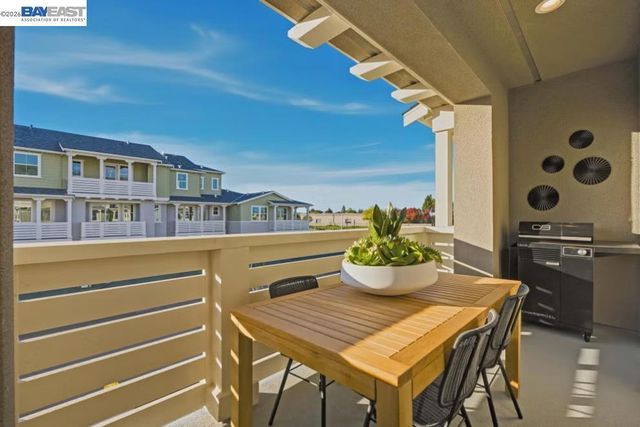 4828 Las Positas Road 116, Livermore, CA 94551